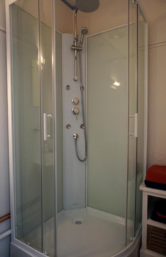 Les Neuf Bouleaux Bed and Breakfast Job Exteriör bild