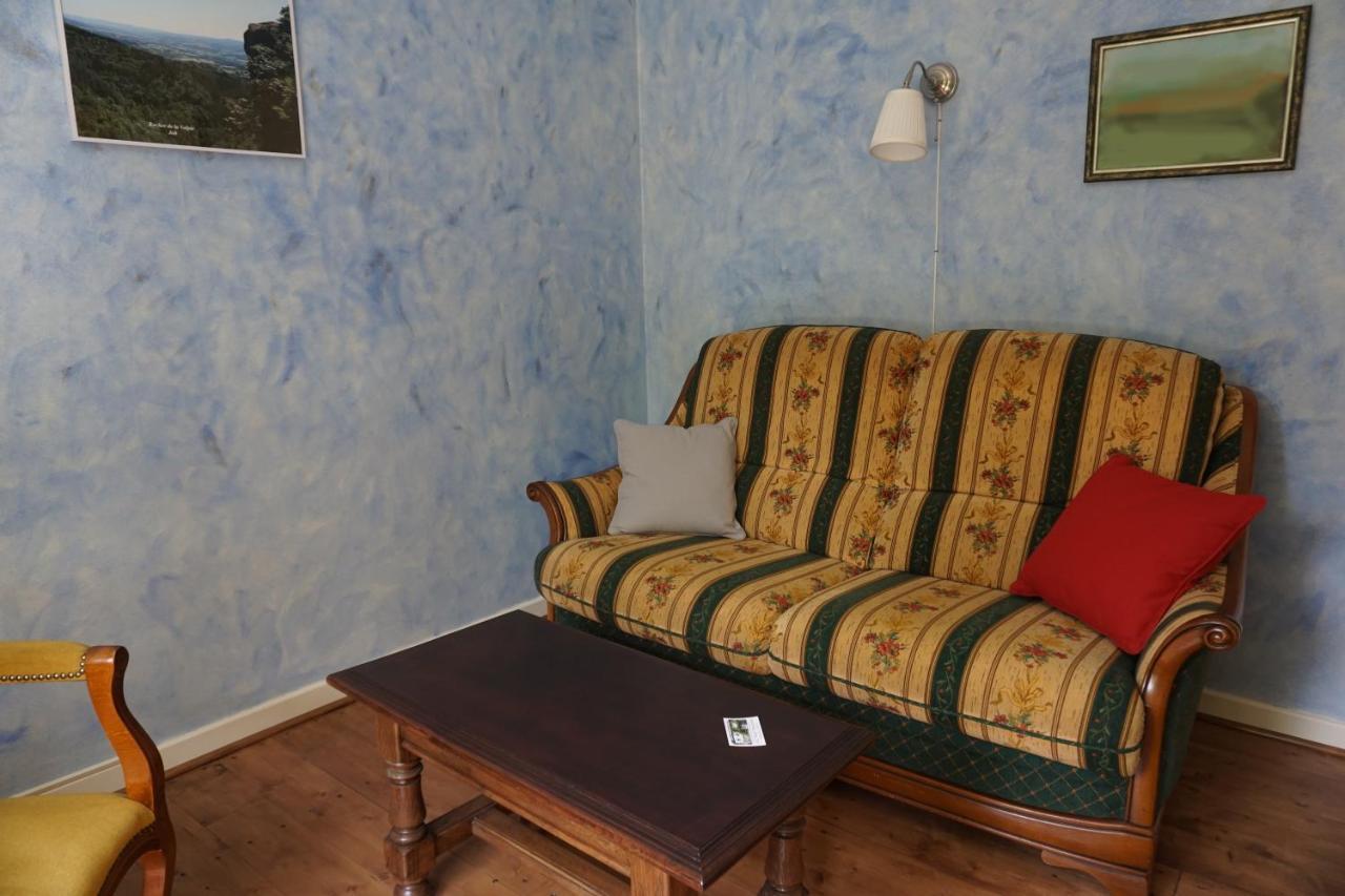Les Neuf Bouleaux Bed and Breakfast Job Exteriör bild